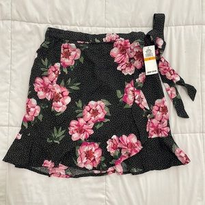 Women’s floral skirt